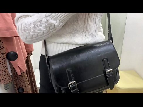 ❤️ Публичная мастурбация молоденькой сучки ФералБерри с дилдо в примерочной Порево на порно сайте teencumpot.ru ️❤